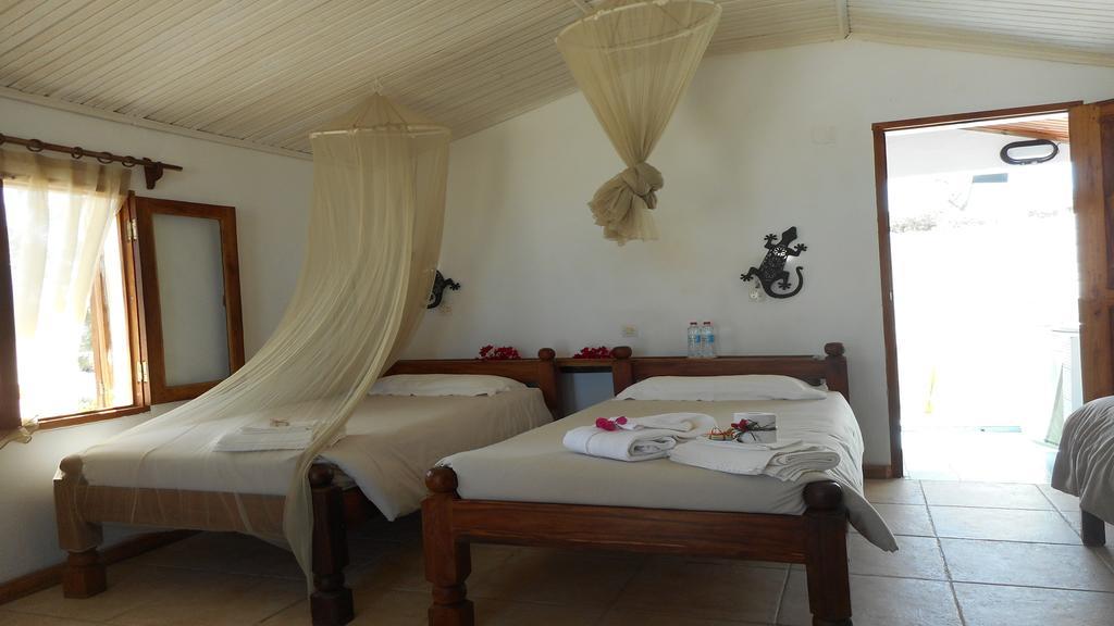 Laguna Blu - Resort Madagascar Andavadoaka Habitación foto